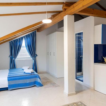 Guest House Aldin Ulcinj Extérieur photo