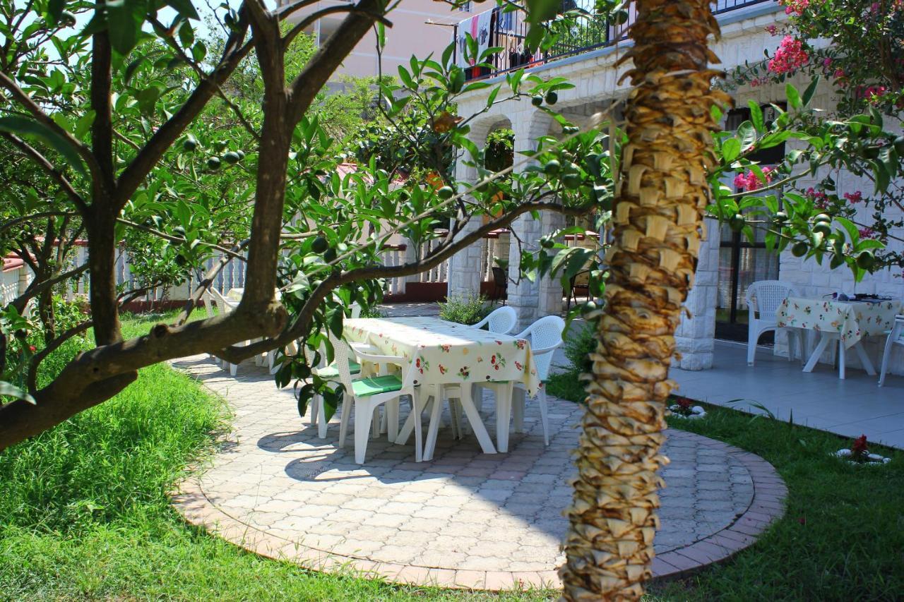 Guest House Aldin Ulcinj Extérieur photo