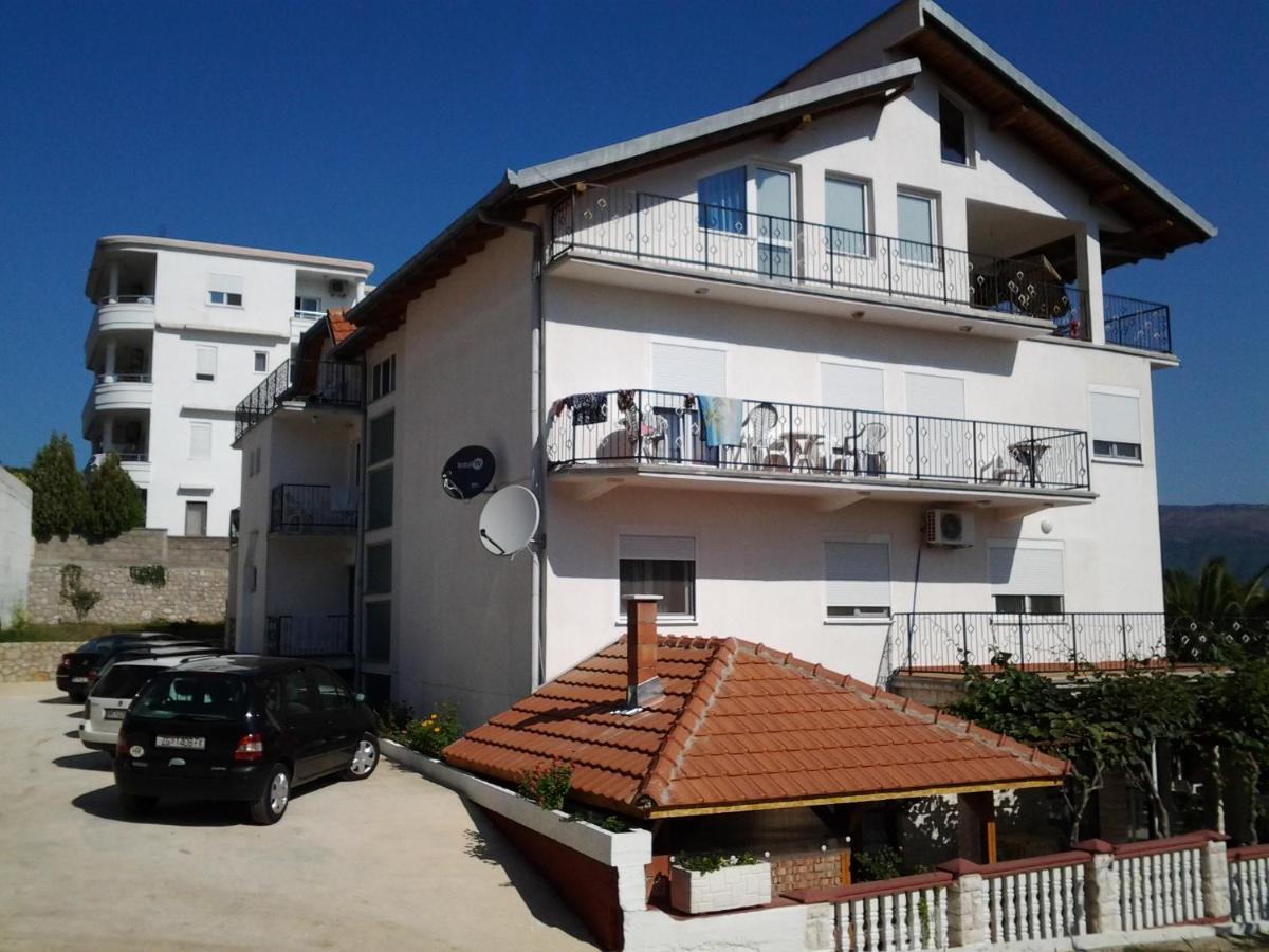 Guest House Aldin Ulcinj Extérieur photo