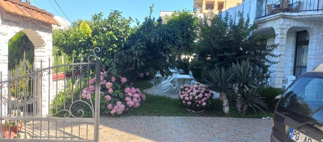 Guest House Aldin Ulcinj Extérieur photo