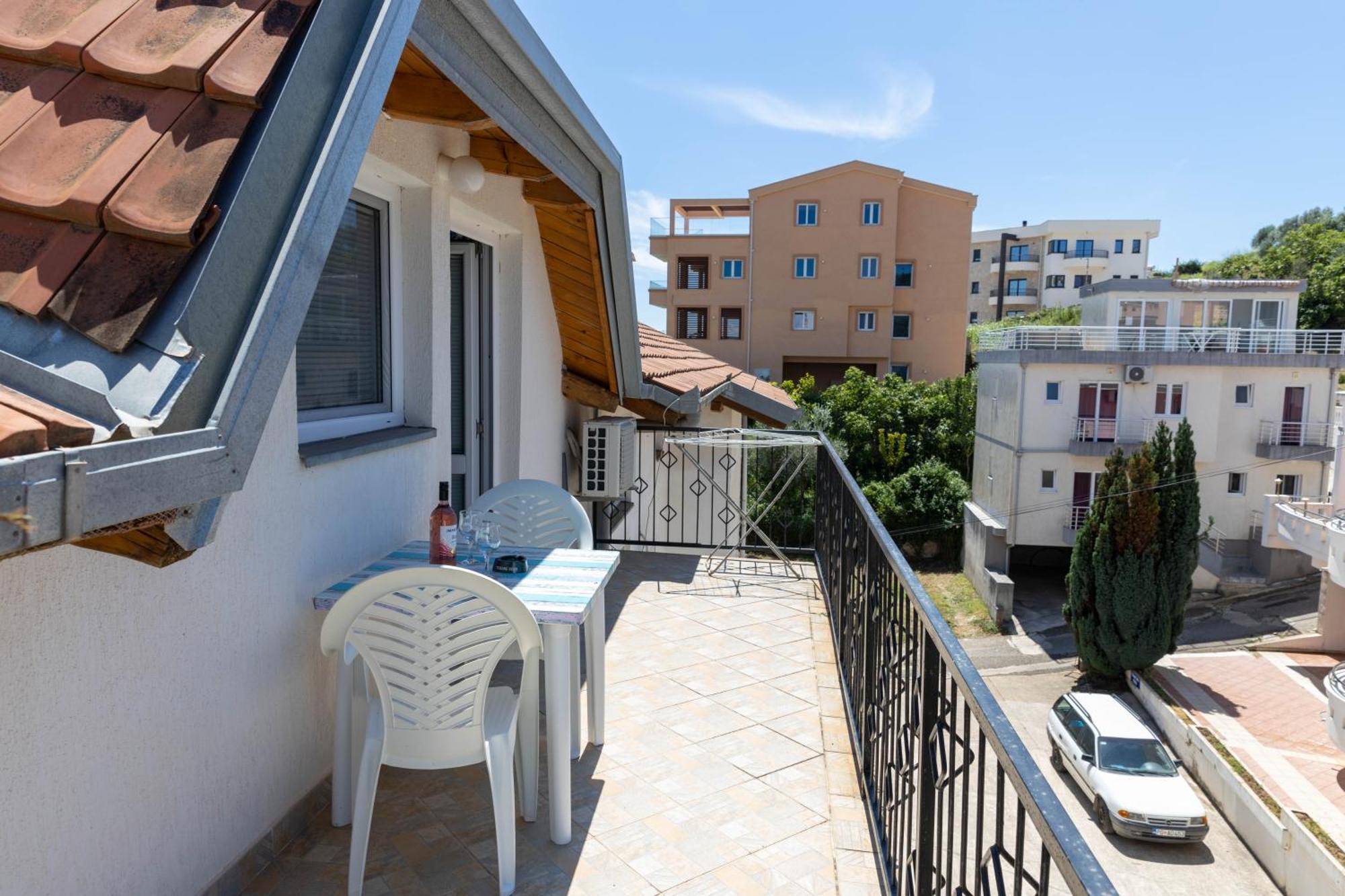 Guest House Aldin Ulcinj Extérieur photo