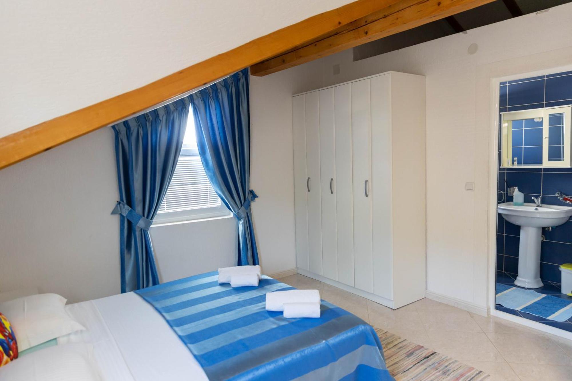 Guest House Aldin Ulcinj Extérieur photo