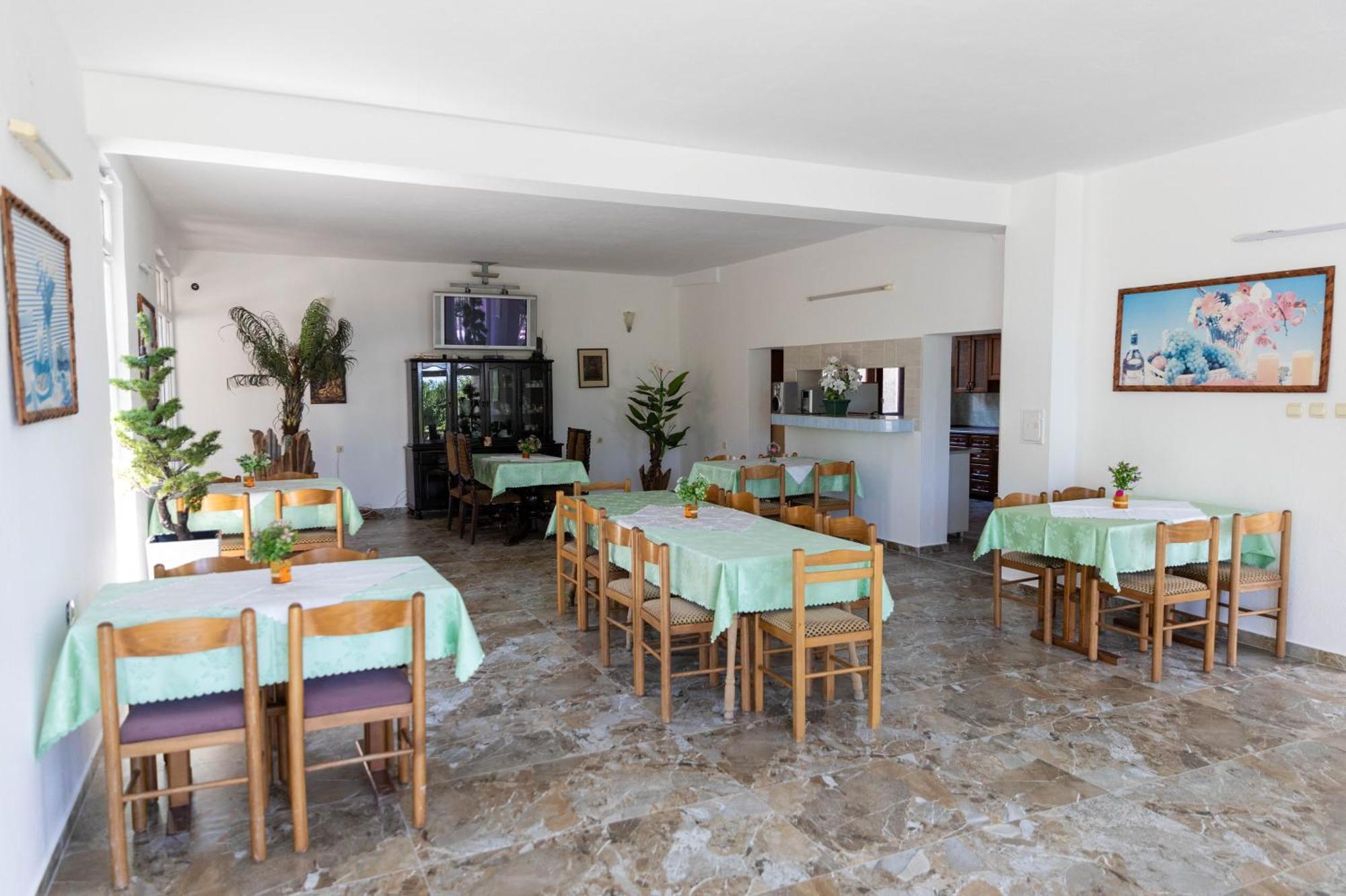 Guest House Aldin Ulcinj Extérieur photo