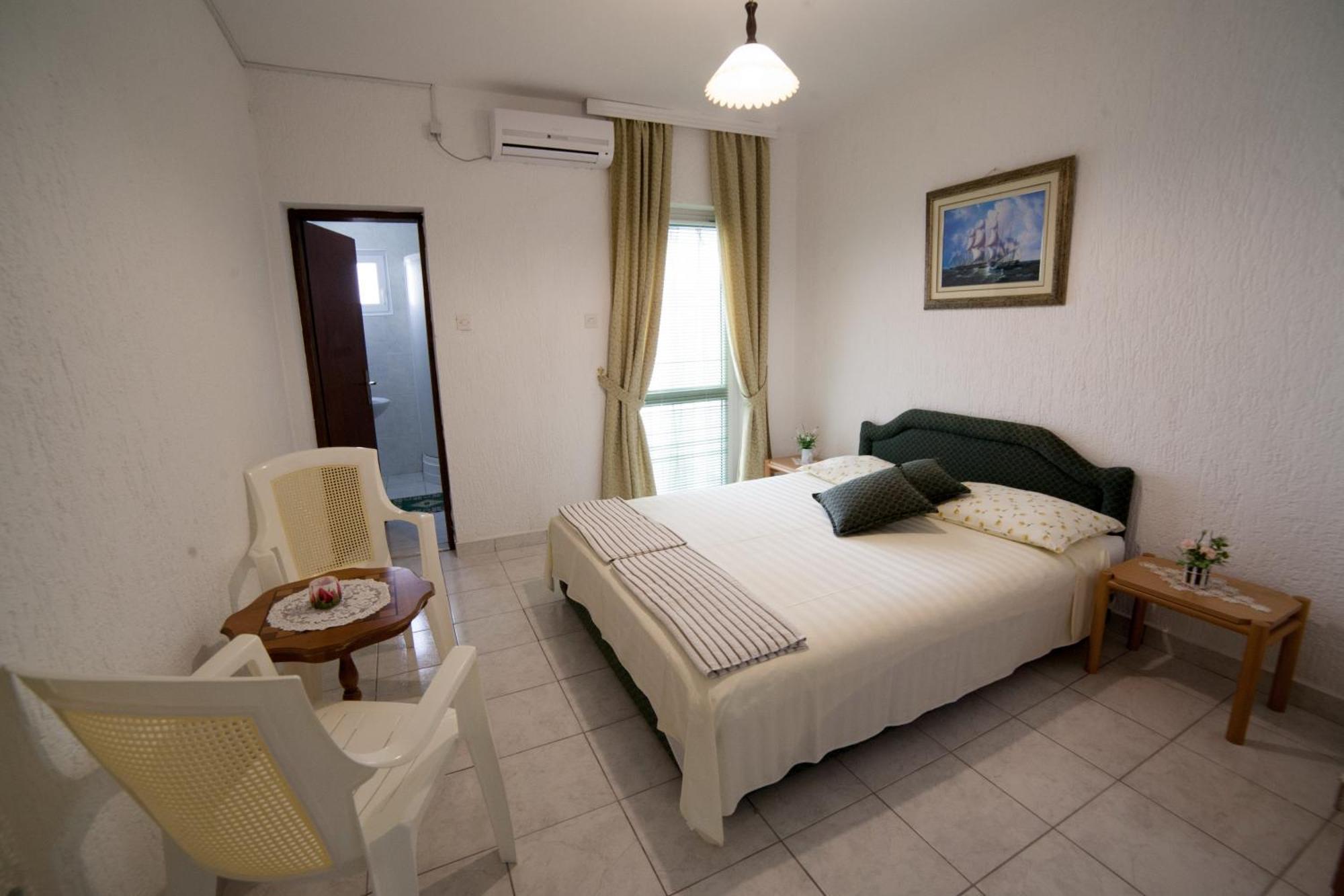 Guest House Aldin Ulcinj Extérieur photo