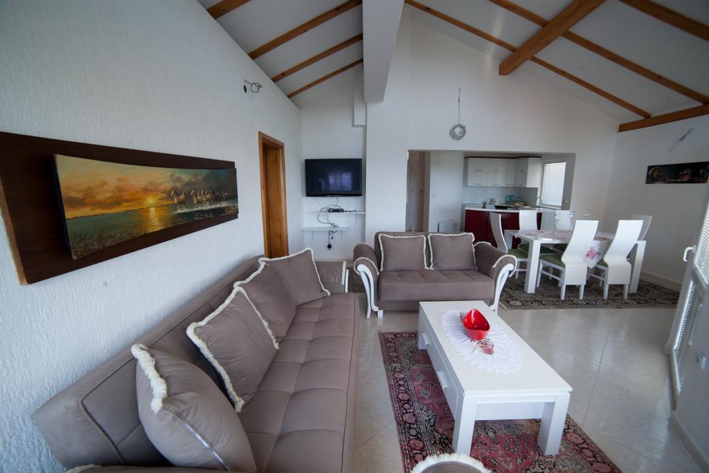 Guest House Aldin Ulcinj Extérieur photo