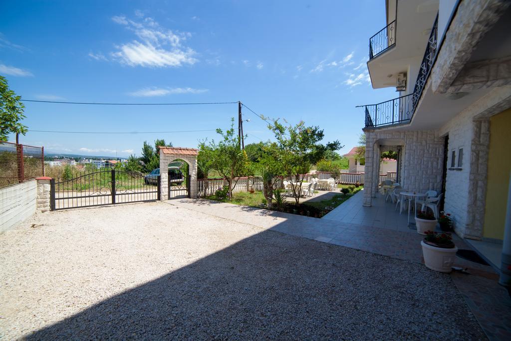 Guest House Aldin Ulcinj Extérieur photo