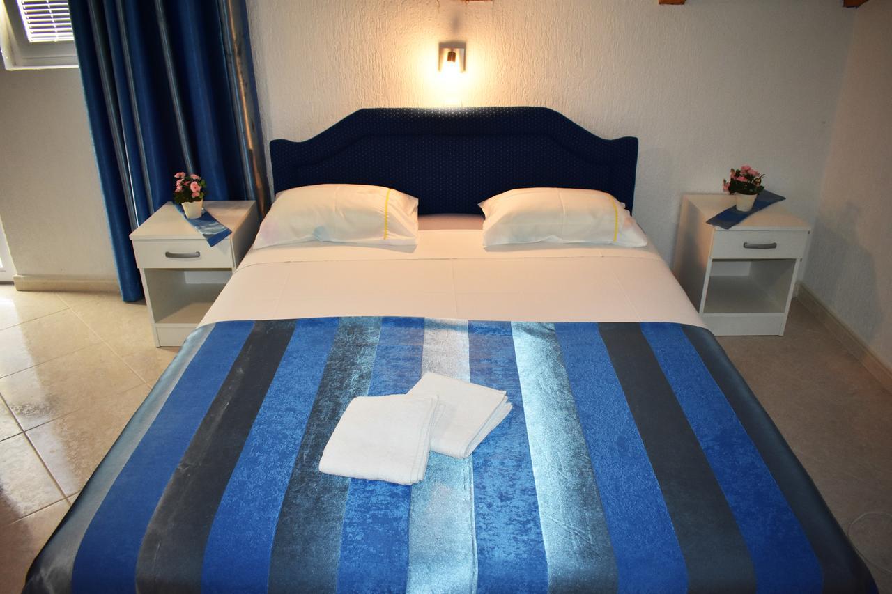 Guest House Aldin Ulcinj Extérieur photo