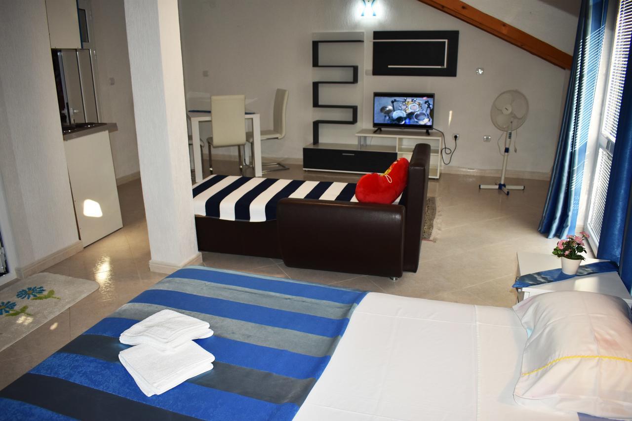 Guest House Aldin Ulcinj Extérieur photo