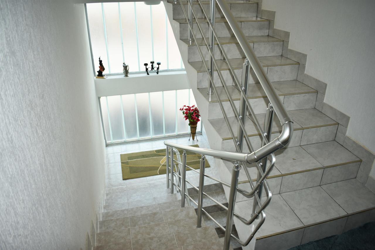 Guest House Aldin Ulcinj Extérieur photo